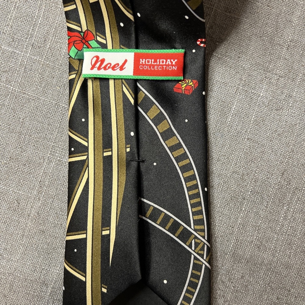 Christmas Tie Necktie Santa Tie Reindeer Noel Holiday Collection - Picture 3 of 4